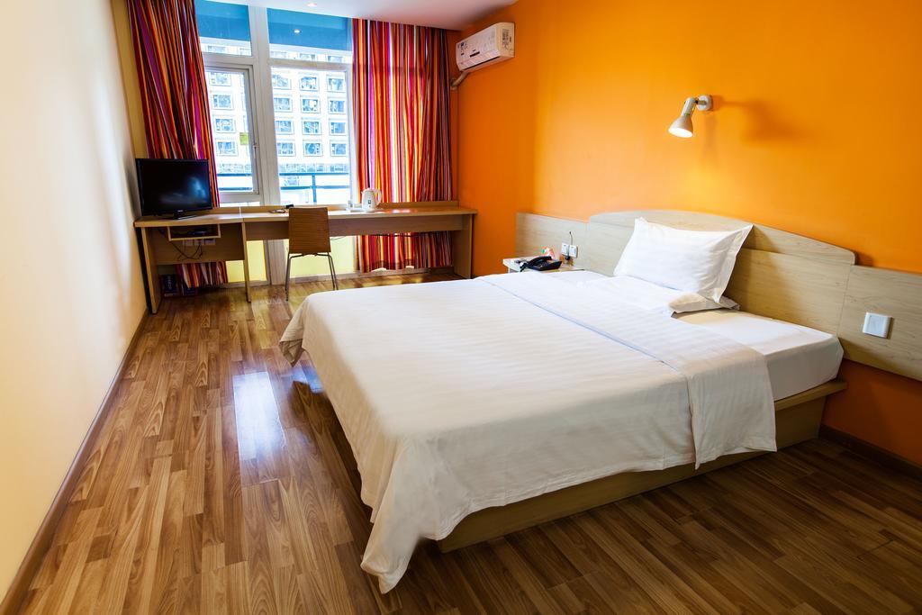 7Days Inn Premium Beijing Chaoyangmen חדר תמונה
